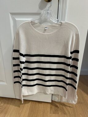 Uniqlo lightweight Cream and Black Striped Women's Sweater